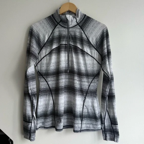 Athleta Running Wild Half Zip 2.0 Stride Size Medium - Picture 2 of 9